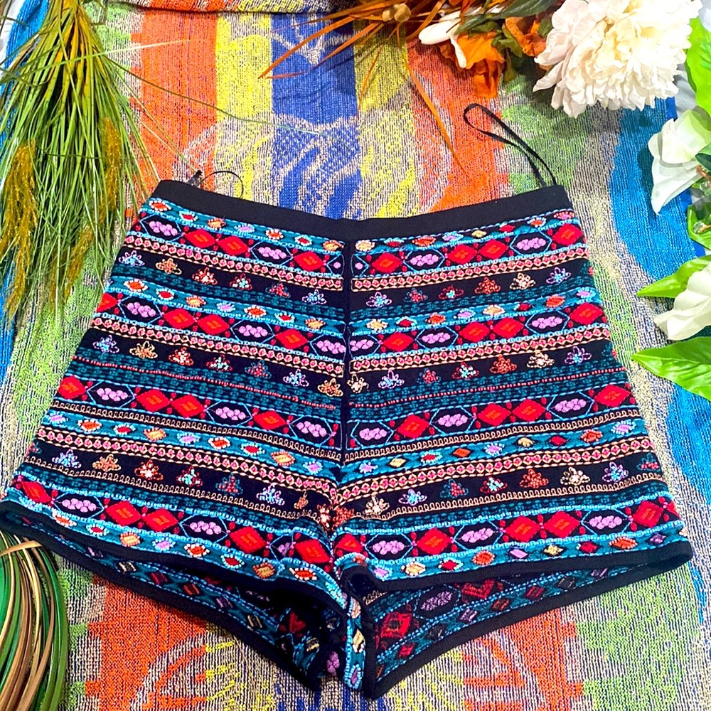 Zara Shorts❤️💙🩷💚🖤🧡